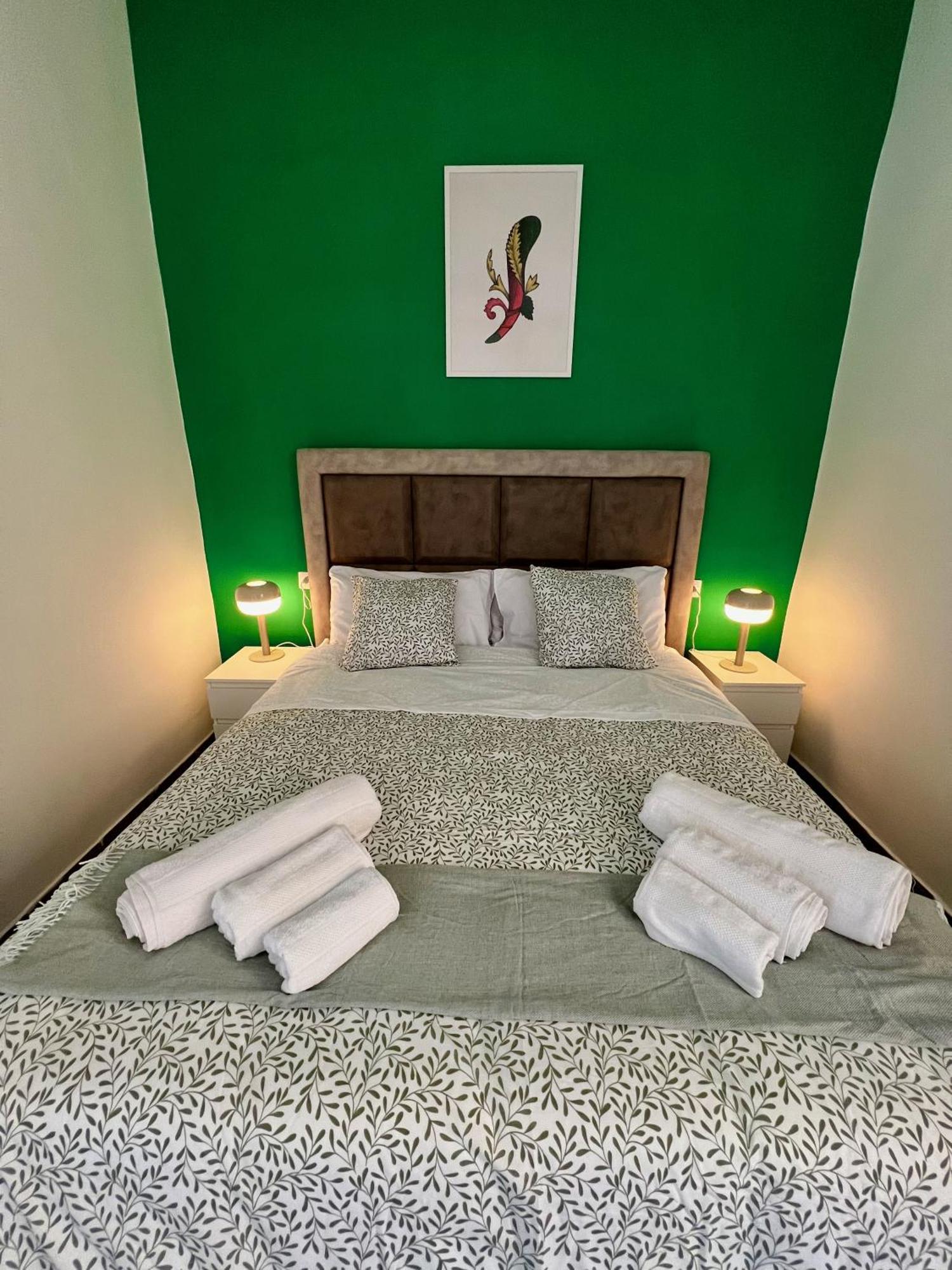 7 Bello House Наполи Екстериор снимка