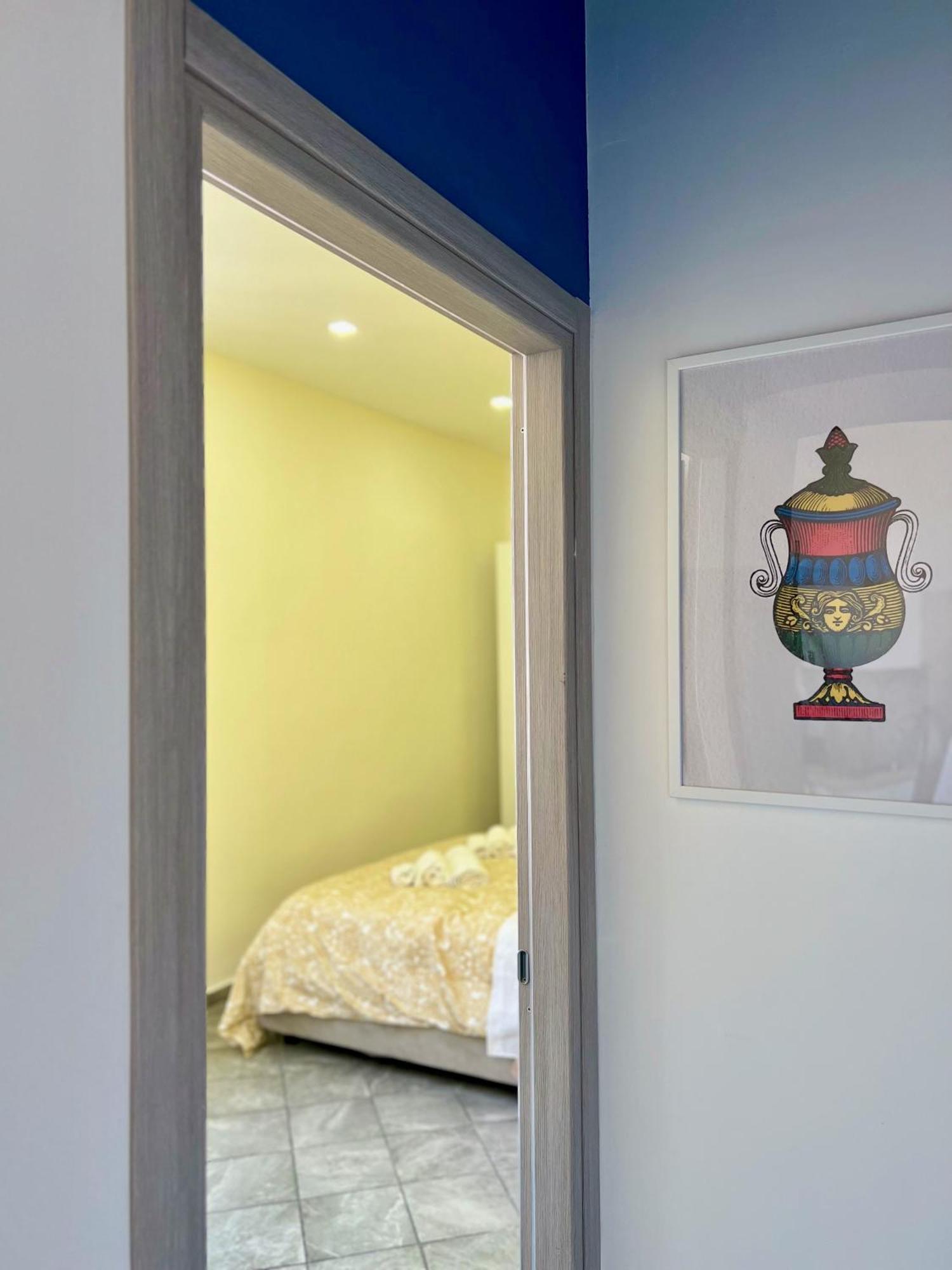 7 Bello House Наполи Екстериор снимка